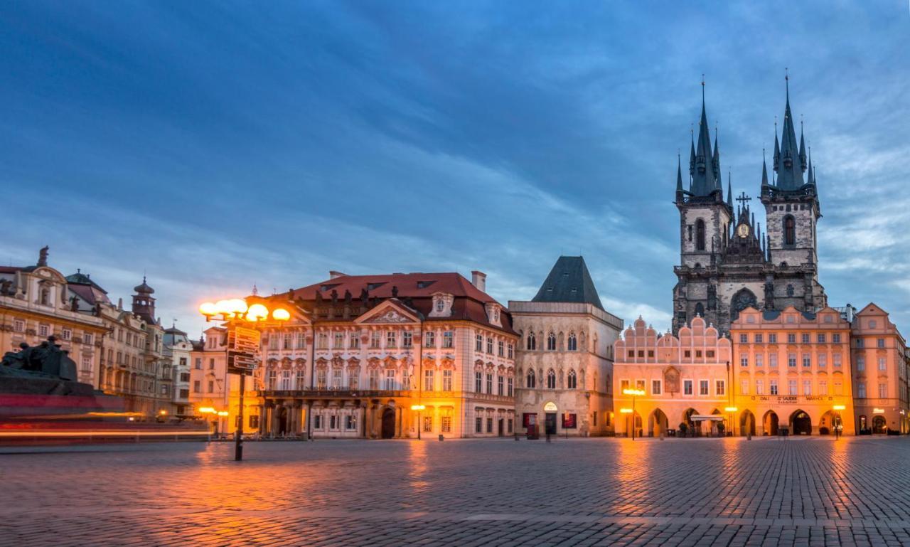 Old Town Square Holiday Homes Прага Экстерьер фото